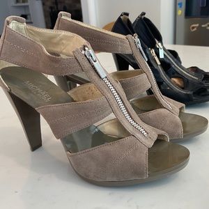 Michael Kors Zipper Heel, Taupe Leather